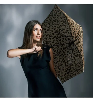 parapluie ultra léger 100g Smati motif léopard poids plume